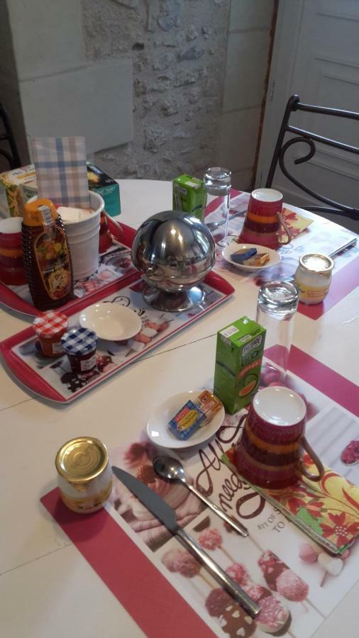 Ideal pour une pause Saint-Georges-sur-Cher Extérieur photo